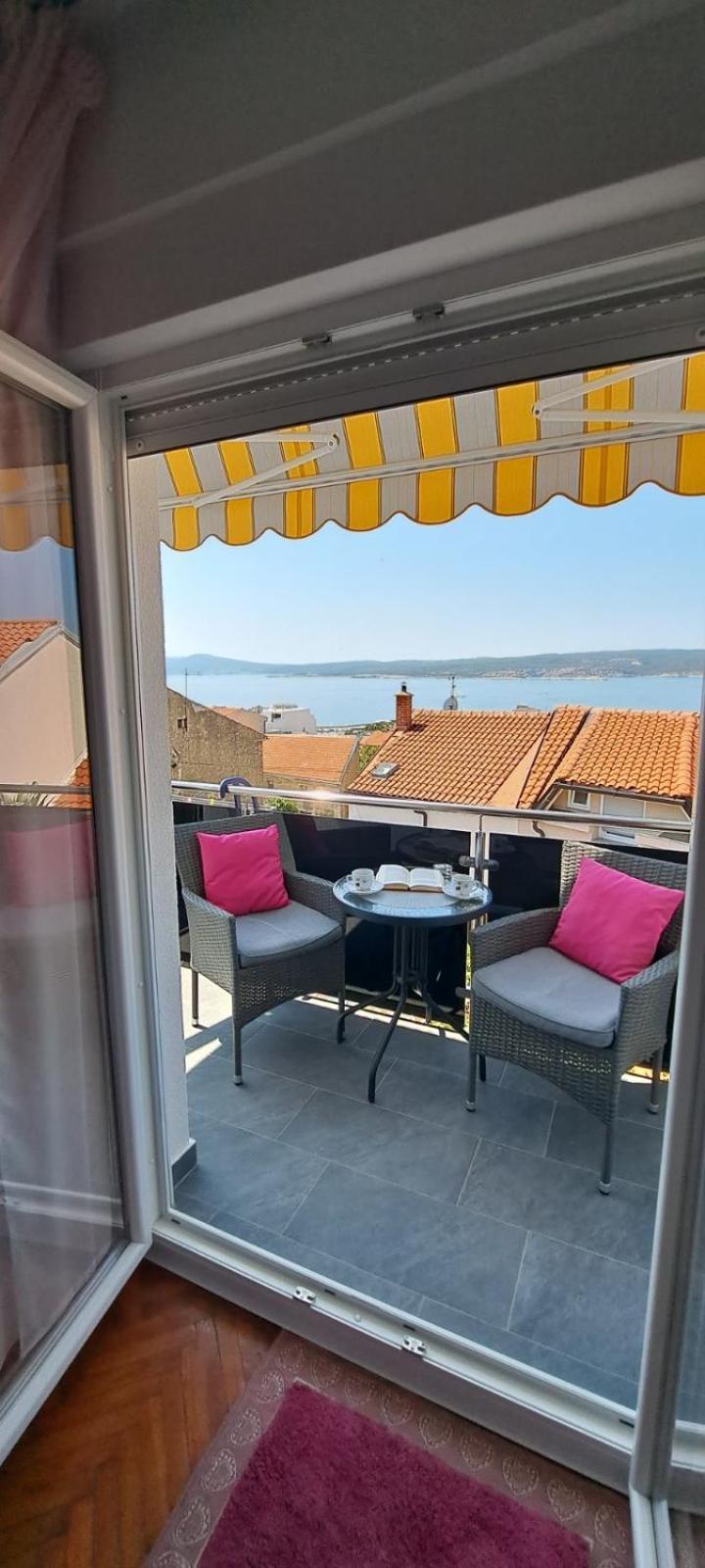 Apartments Ema Crikvenica Esterno foto