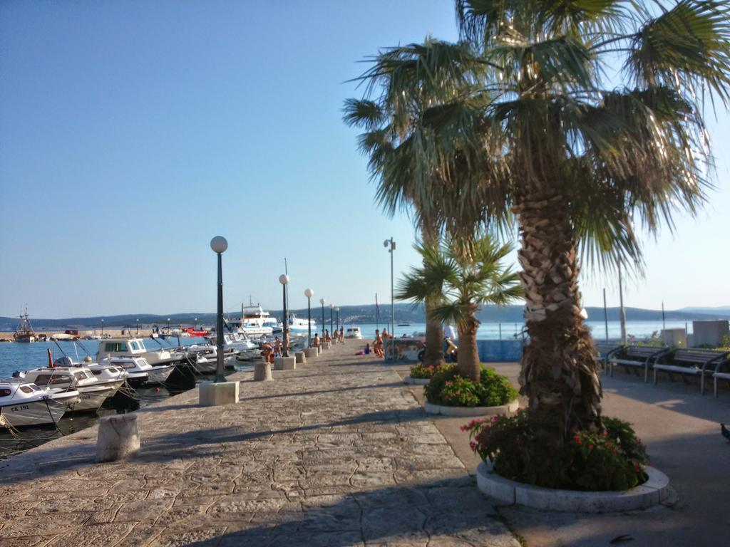 Apartments Ema Crikvenica Esterno foto